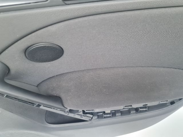 bontott VW GOLF VI Bal hátsó Ajtó Kárpit