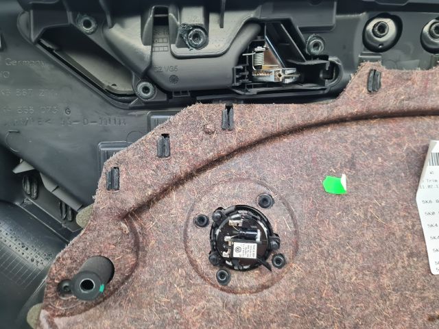 bontott VW GOLF VI Bal hátsó Ajtó Kárpit