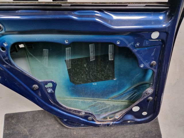 bontott VW GOLF VI Bal hátsó Ajtó (Részeivel)