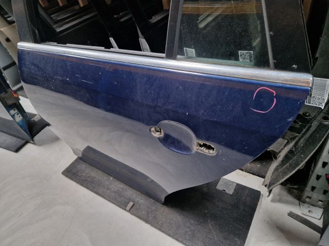 bontott VW GOLF VI Bal hátsó Ajtó (Részeivel)