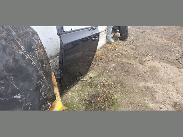 bontott VW GOLF VI Bal hátsó Ajtó (Üres lemez)