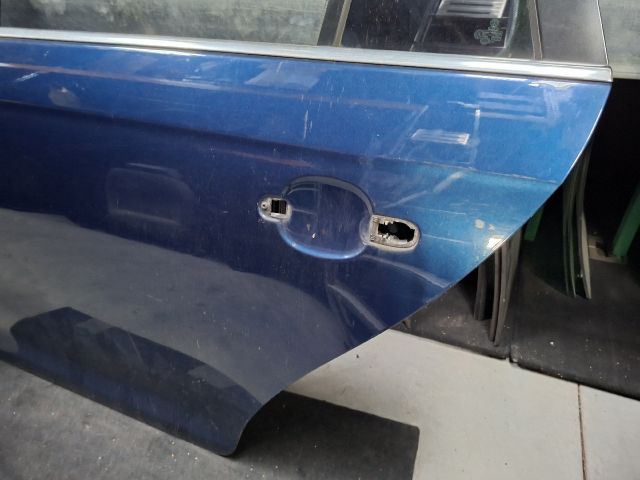 bontott VW GOLF VI Bal hátsó Ajtó (Üres lemez)