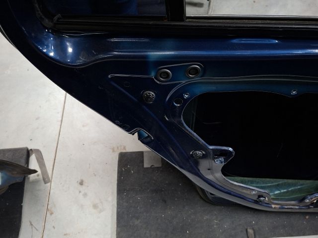 bontott VW GOLF VI Bal hátsó Ajtó (Üres lemez)