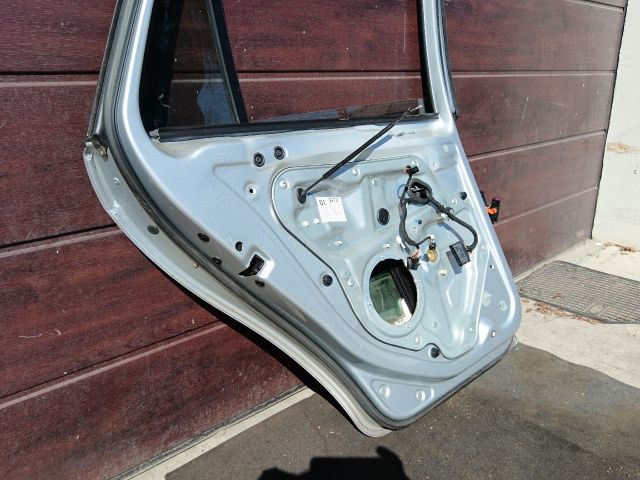 bontott VW GOLF VI Bal hátsó Ajtó (Üres lemez)