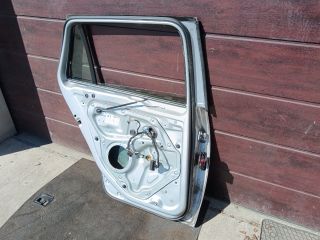 bontott VW GOLF VI Bal hátsó Ajtó (Üres lemez)