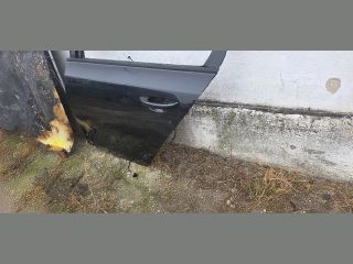 bontott VW GOLF VI Bal hátsó Ajtó (Üres lemez)