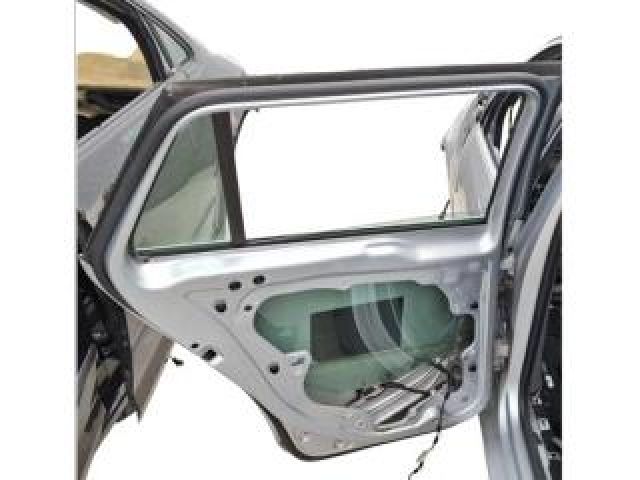 bontott VW GOLF VI Bal hátsó Ajtó (Üres lemez)