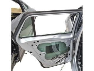 bontott VW GOLF VI Bal hátsó Ajtó (Üres lemez)