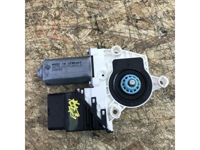 bontott VW GOLF VI Bal hátsó Ajtó Vezérlőegység