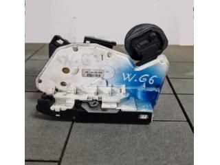 bontott VW GOLF VI Bal hátsó Ajtózár