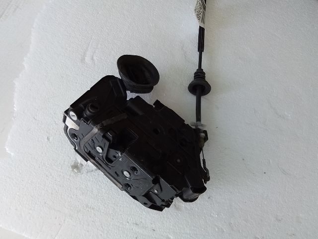 bontott VW GOLF VI Bal hátsó Ajtózár