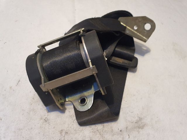 bontott VW GOLF VI Bal hátsó Biztonsági Öv