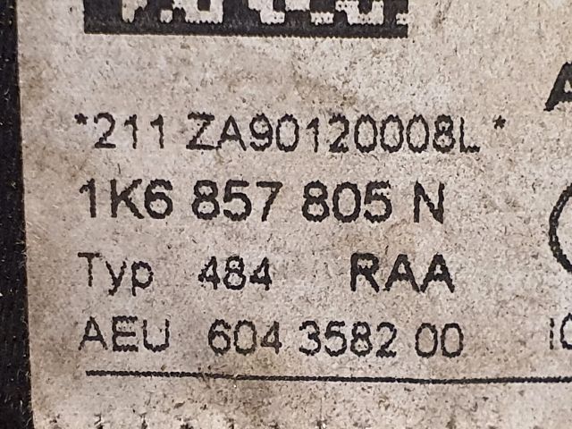 bontott VW GOLF VI Bal hátsó Biztonsági Öv