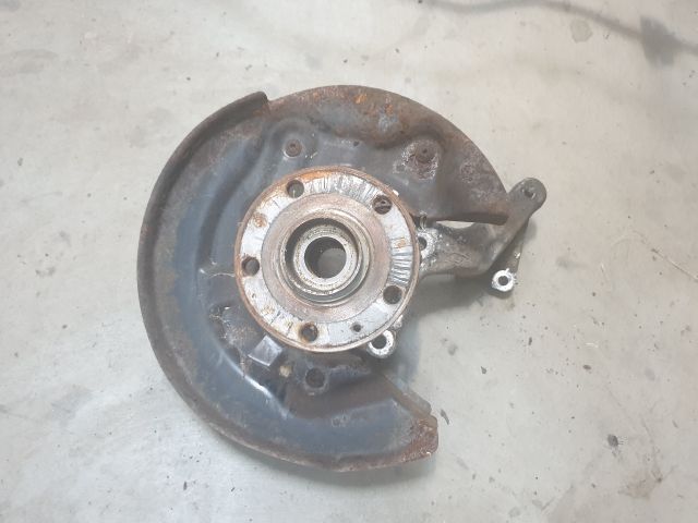 bontott VW GOLF VI Bal hátsó Csonkállvány Kerékaggyal