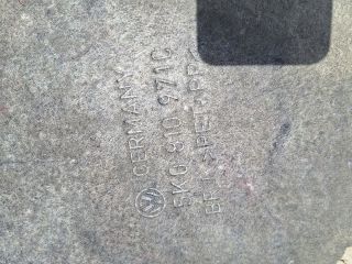 bontott VW GOLF VI Bal hátsó Dobbetét (Kerékjárati, Műanyag)