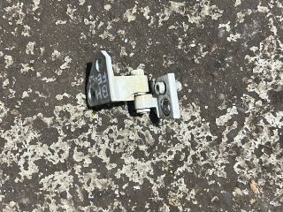 bontott VW GOLF VI Bal hátsó Felső Zsanér