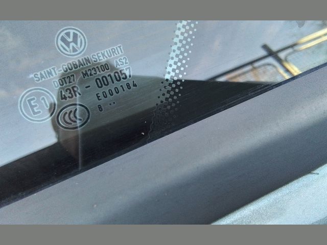 bontott VW GOLF VI Bal hátsó Fixüveg (Ajtóban)
