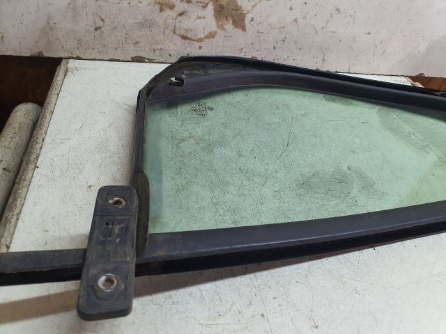 bontott VW GOLF VI Bal hátsó Fixüveg (Ajtóban)