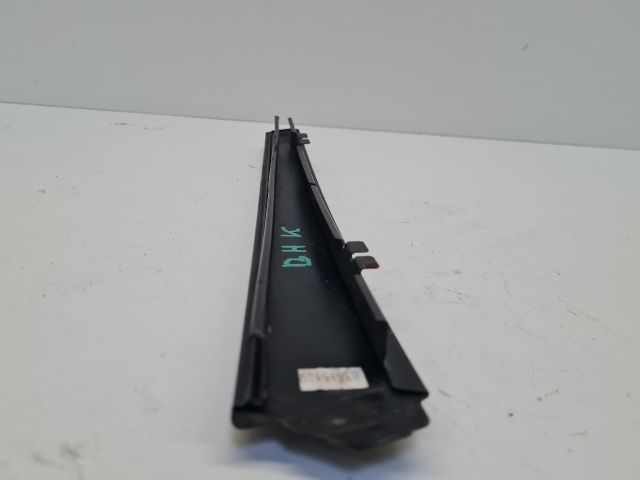 bontott VW GOLF VI Bal hátsó Hátsó Ajtókeret Burkolat