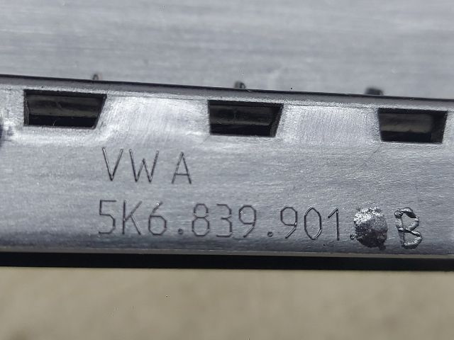 bontott VW GOLF VI Bal hátsó Hátsó Ajtókeret Burkolat