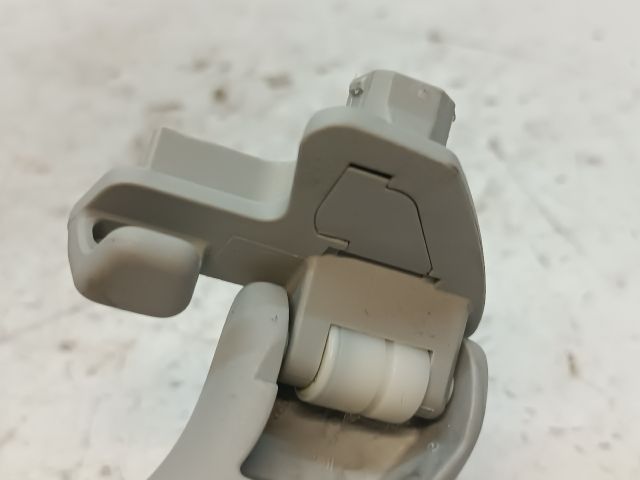 bontott VW GOLF VI Bal hátsó Kapaszkodó (Felső)