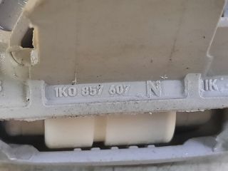 bontott VW GOLF VI Bal hátsó Kapaszkodó (Felső)