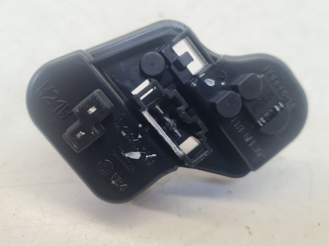 bontott VW GOLF VI Bal Hátsó Lámpa Foglalat