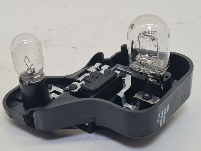 bontott VW GOLF VI Bal Hátsó Lámpa Foglalat