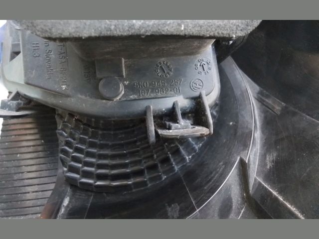 bontott VW GOLF VI Bal Hátsó Lámpa