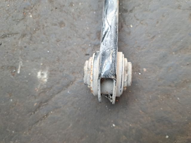 bontott VW GOLF VI Bal hátsó Lengőkar