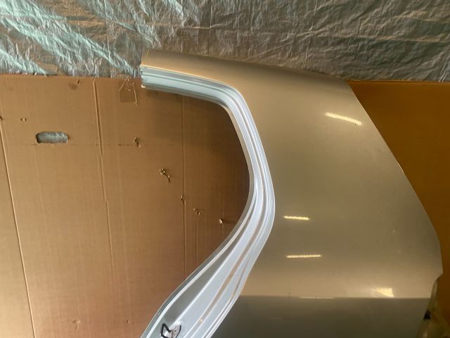 bontott VW GOLF VI Bal hátsó Negyed Karosszéria Csomag