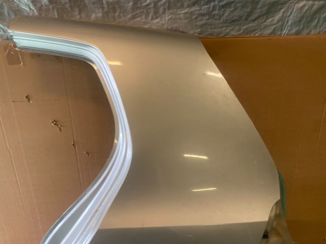 bontott VW GOLF VI Bal hátsó Negyed Karosszéria Csomag