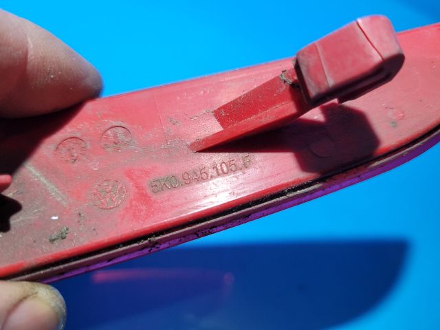 bontott VW GOLF VI Bal hátsó Prizma