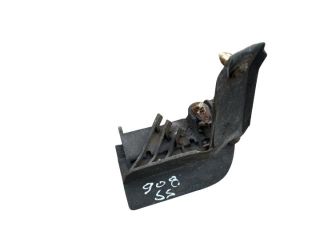 bontott VW GOLF VI Bal hátsó Sárvédő Gumi