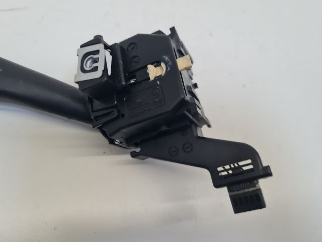 bontott VW GOLF VI Bal Kormánykapcsoló Irányjelző