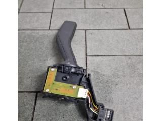 bontott VW GOLF VI Bal Kormánykapcsoló Irányjelző