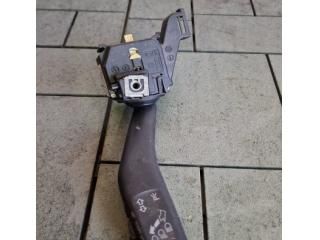 bontott VW GOLF VI Bal Kormánykapcsoló Irányjelző