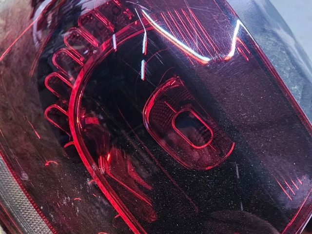 bontott VW GOLF VI Bal Külső Hátsó Lámpa