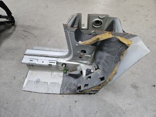 bontott VW GOLF VI Bal Küszöb