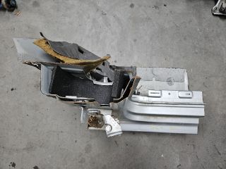 bontott VW GOLF VI Bal Küszöb