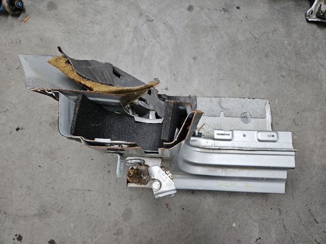 bontott VW GOLF VI Bal Küszöb