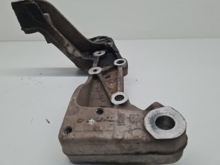 bontott VW GOLF VI Bal Lengőkar Tartó