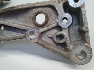 bontott VW GOLF VI Bal Lengőkar Tartó