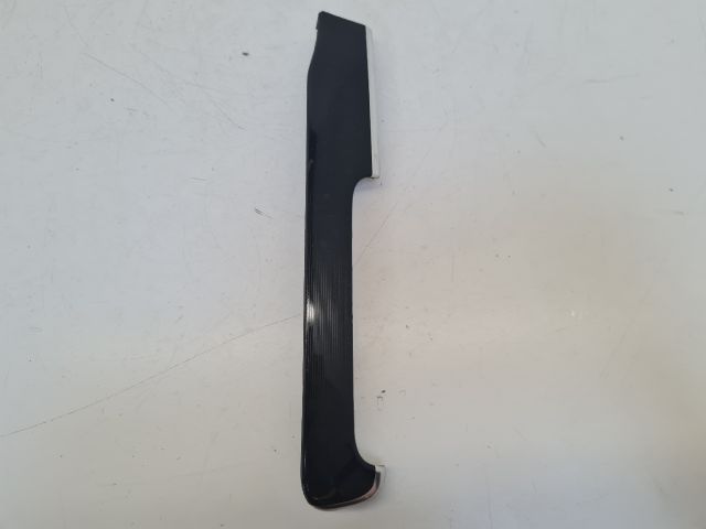 bontott VW GOLF VI Bal Műszerfal Díszléc