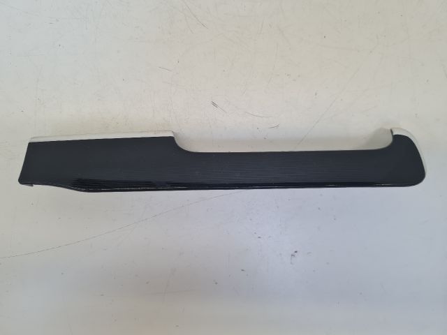 bontott VW GOLF VI Bal Műszerfal Díszléc