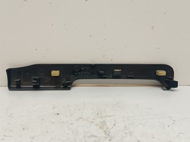 bontott VW GOLF VI Bal Műszerfal Díszléc