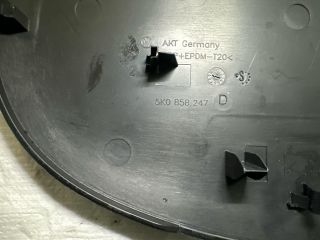 bontott VW GOLF VI Bal Műszerfal Oldalkárpit