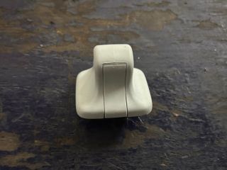 bontott VW GOLF VI Bal Napellenző Tartó