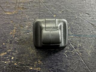 bontott VW GOLF VI Bal Napellenző Tartó