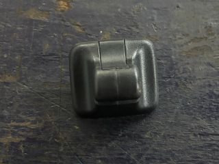 bontott VW GOLF VI Bal Napellenző Tartó